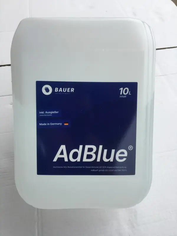 Ausverkauf AdBlue® 10 Liter Harnstofflösung für Dieselmotoren inkl. Flex Ausgießer ISO22241