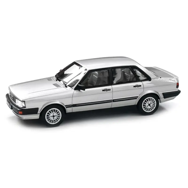 Audi 80 quattro (B2) Modellauto 1:18 Miniatur Modell Zermattsilber A5-5025 Beliebt