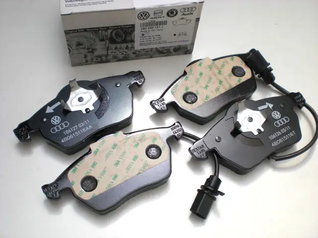 Original Audi Bremsbeläge Set vorn A4 A6 Bremsen Beläge 8E0698151K Markenprodukt